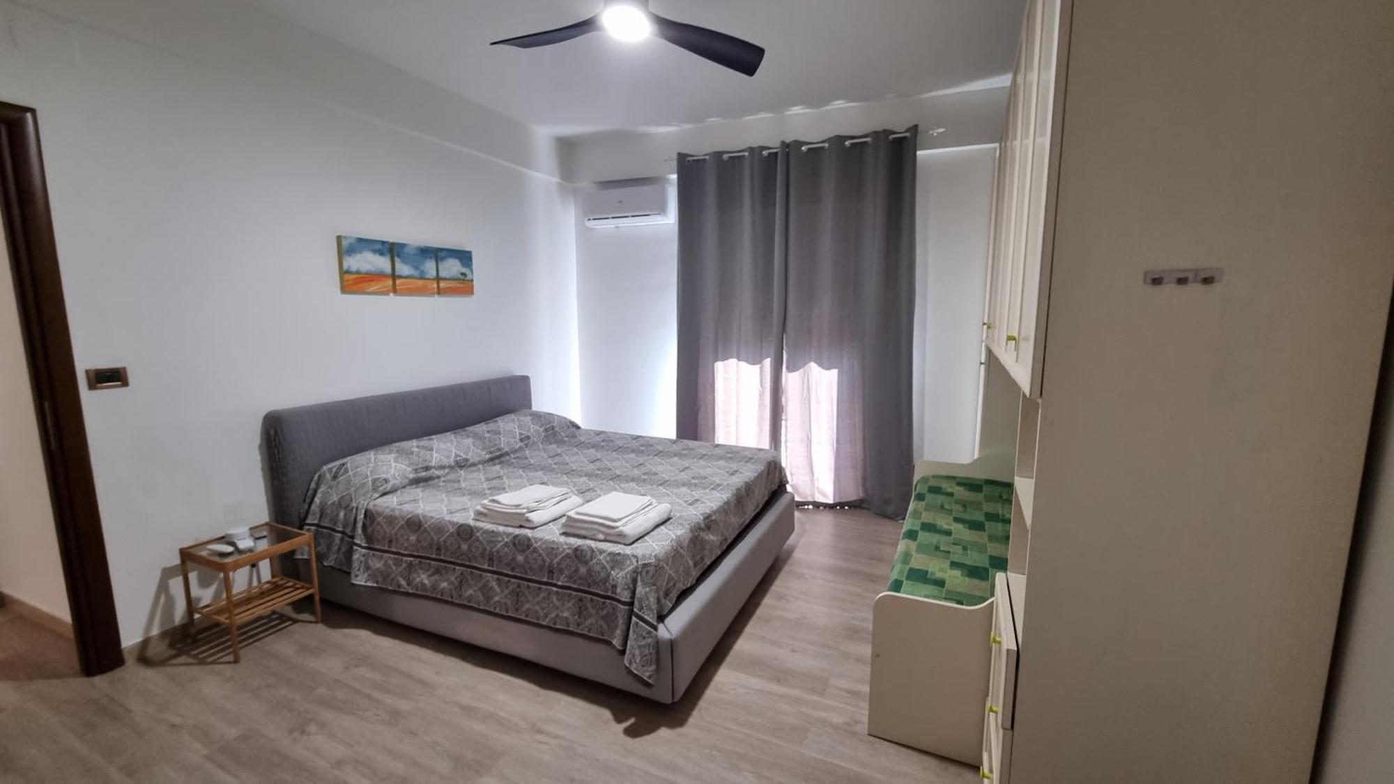 דירות רג'יו די קאלאבריה La Casa Sul Viale מראה חיצוני תמונה